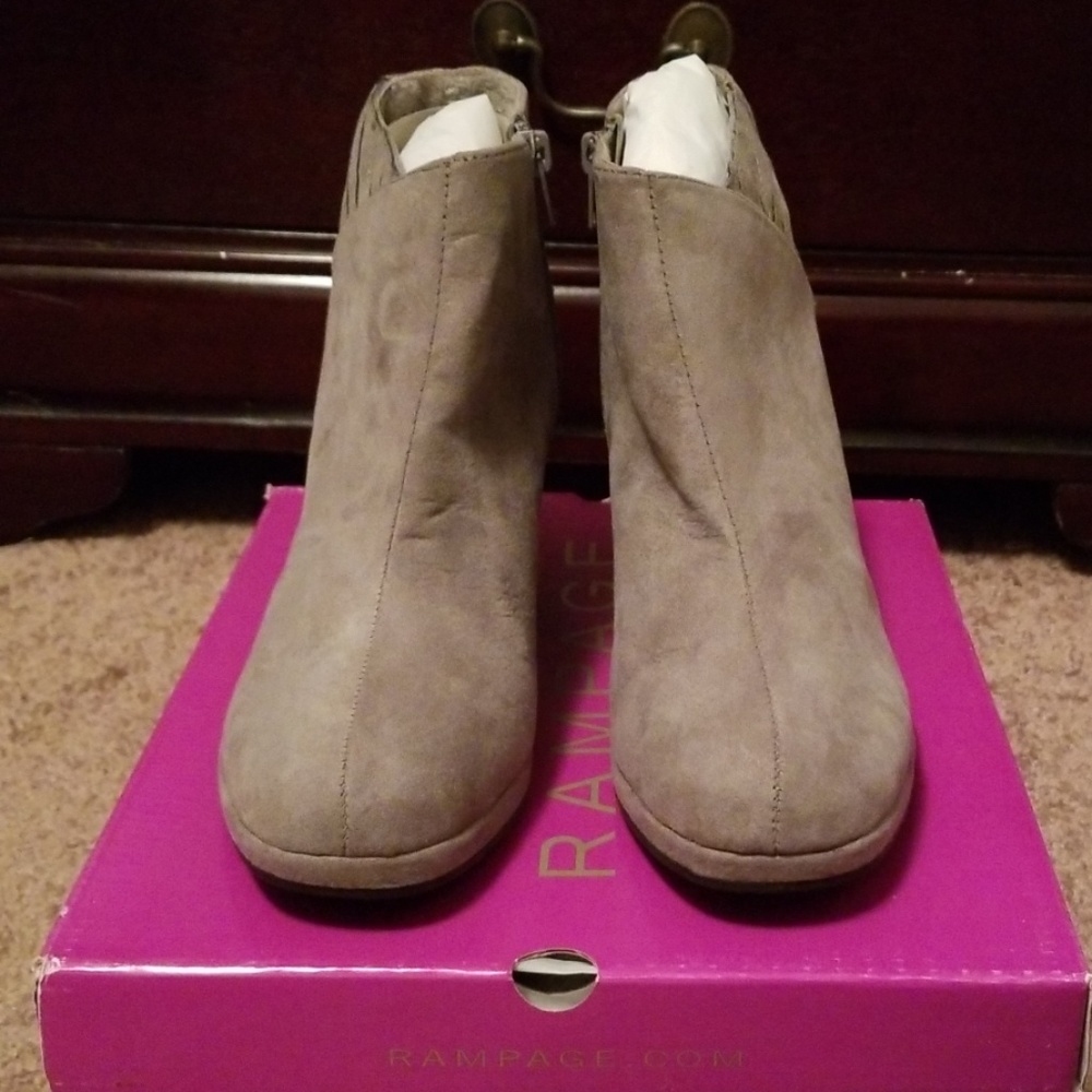 Women Boots
